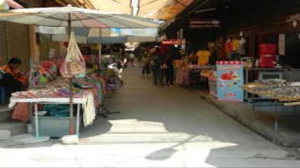 Street market in Ayutthaya, Thailand