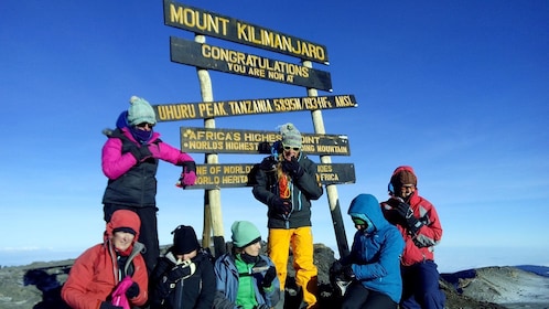 9 giorni di scalata del Kilimangiaro - Percorso Rongai