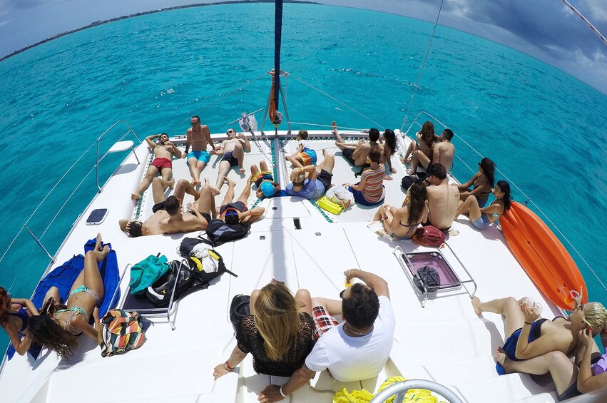Catamaran Isla Mujeres Excitement