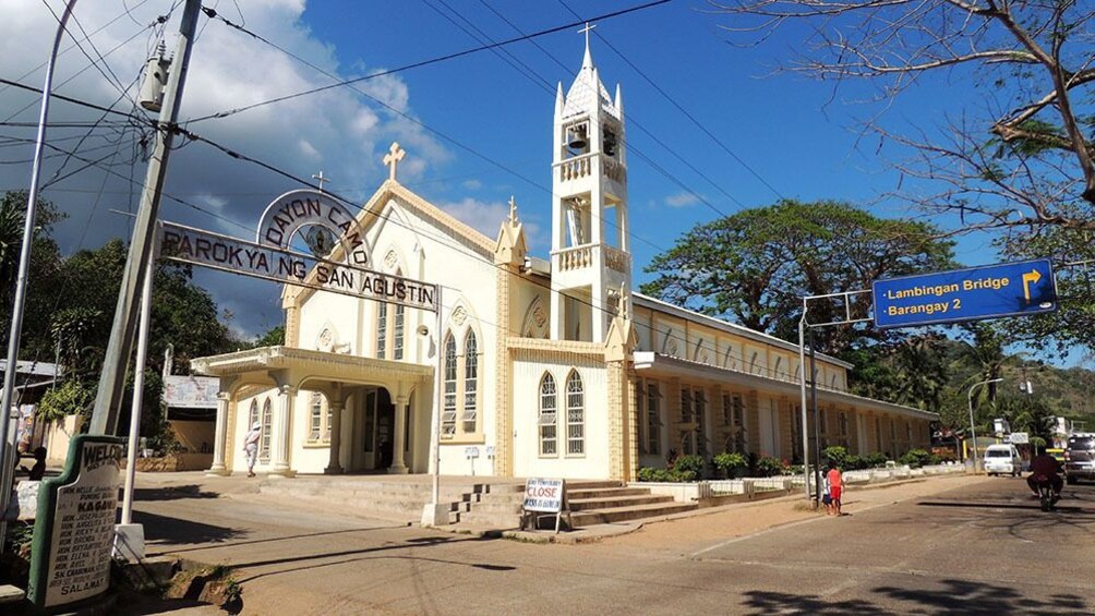 Coron Town Half Day Tour