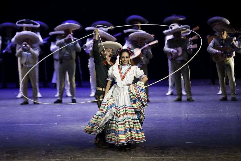 Great Saving: Enjoy the Folkloric Ballet of Mexico