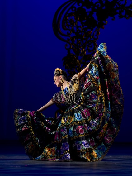 Great Saving: Enjoy the Folkloric Ballet of Mexico