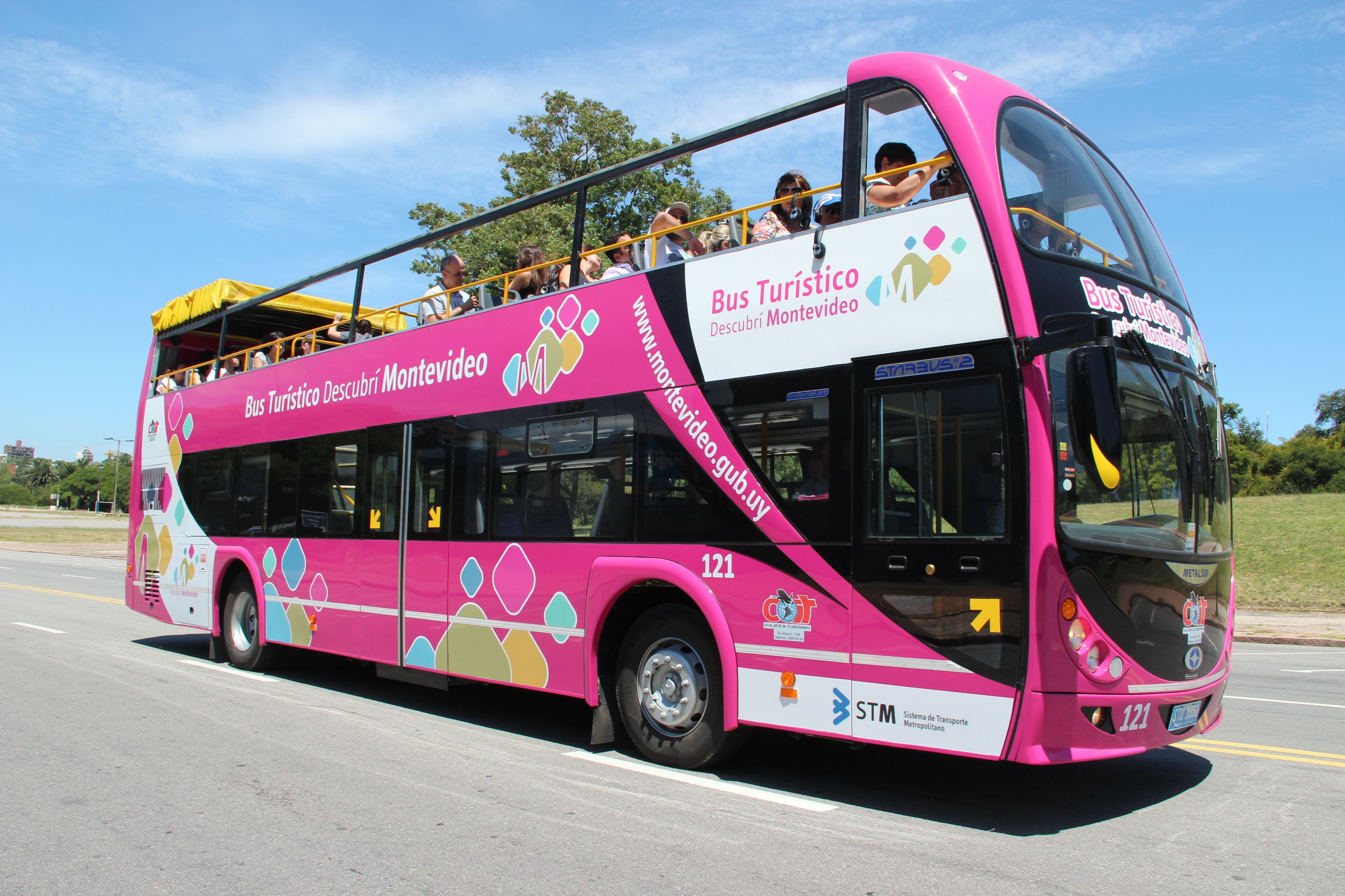 Гоу автобус. Tourist Bus. Сравнение Beulas BS (Bus turistico) и экскурсионный автобус hff6121gs-3.