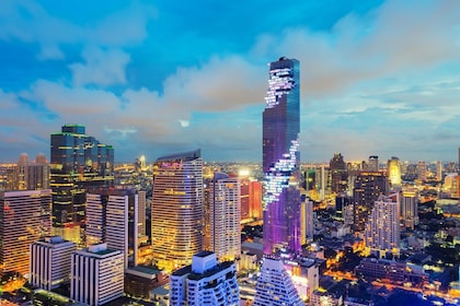 Mahanakhon Skywalk