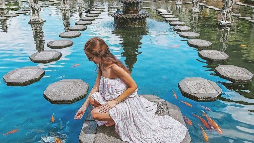 Bali Instagram Tour: Viral Aesthetic Spot Visits with Guide