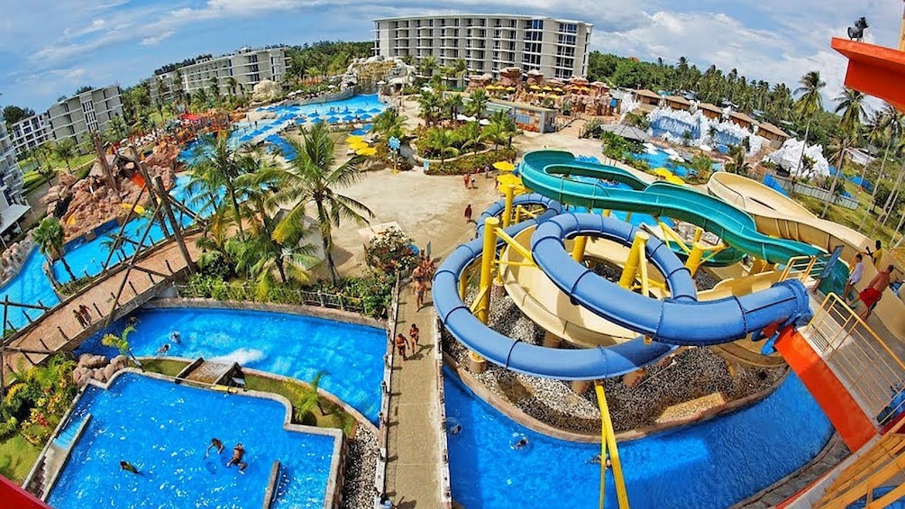 Show item 1 of 5. Splash Jungle Water Park