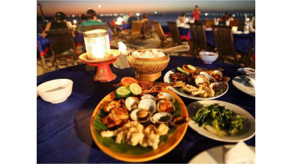 Bali Hidden Beach Tour & Sunset View Seafood Dinner