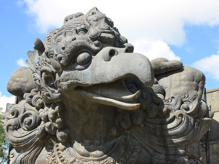 Tanah Lot, Uluwatu & Jimbaran Day Tour