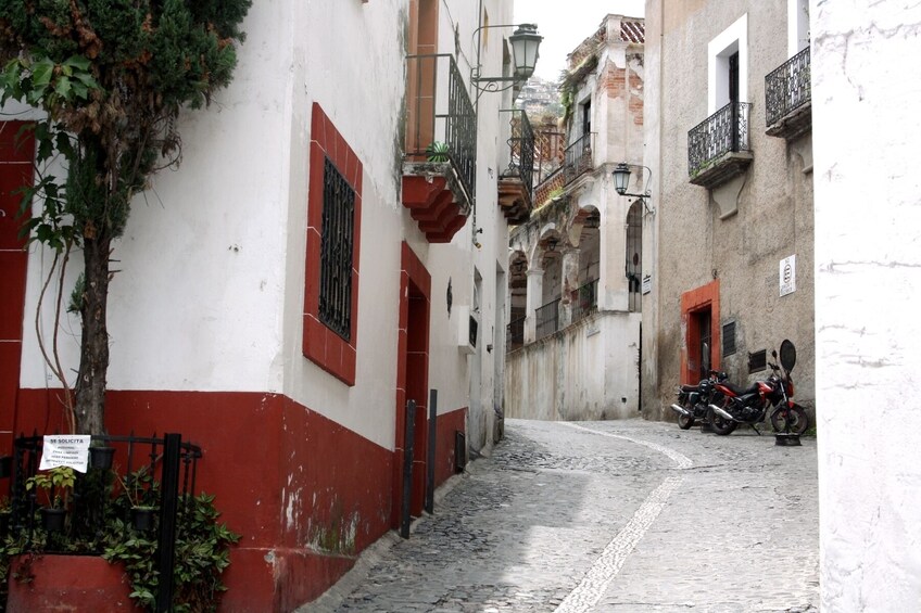 Discover the Magical Towns of Taxco & Cuernavaca form Mexico City