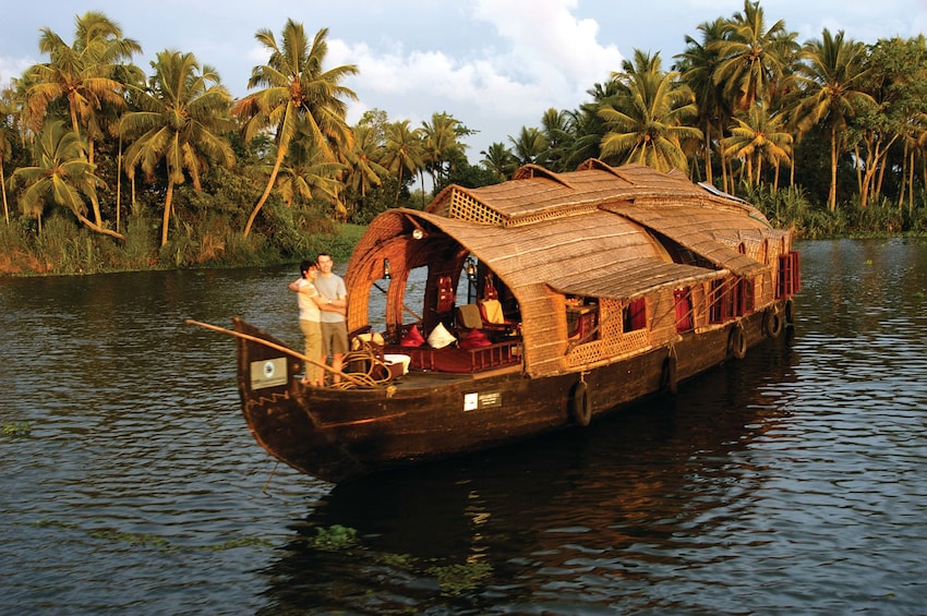 Houseboat Cruise on Alleppey Backwaters with Lunch