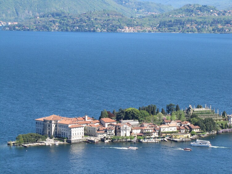 Lake Maggiore Isola Bella Hop-On Hop-Off Boat Tour
