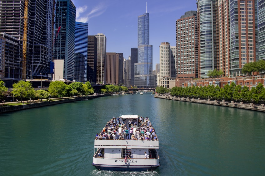 Wendella's Lake and River Architecture Tour