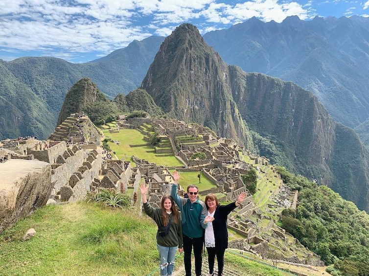 Discovering Mystic Machu Picchu full day from Cusco
