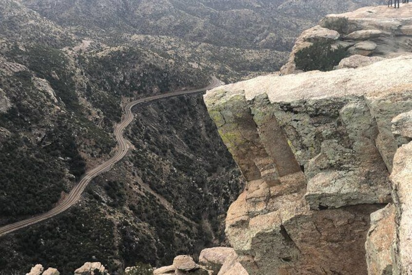 Show item 5 of 10. Winding road