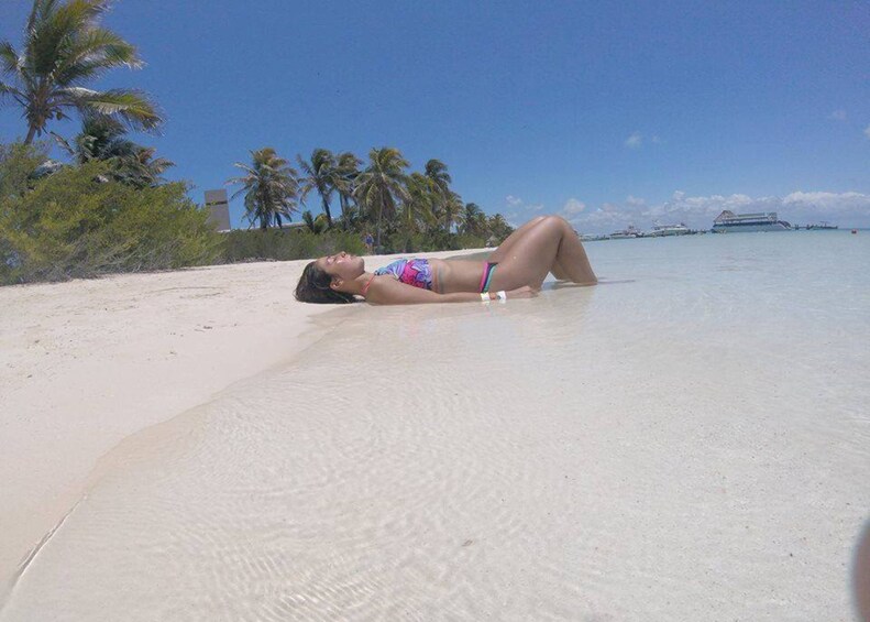 Full-Day Isla Contoy & Isla Mujeres Tour 