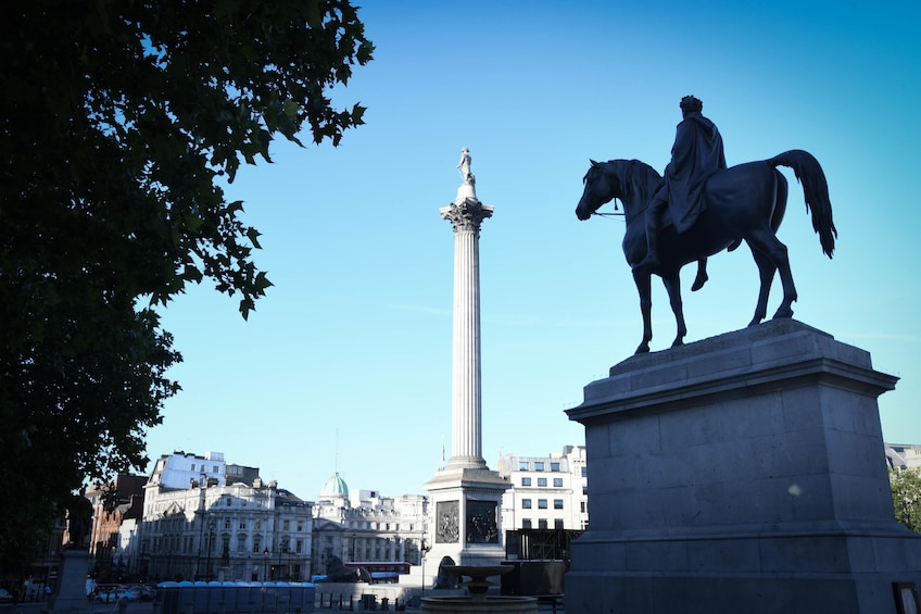 Visit Windsor Castle & 3 Hour Westminster Tour