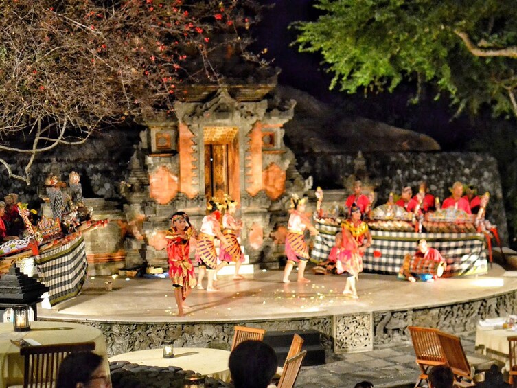 Grand Hyatt Bali: Pasar Senggol Dinner Show