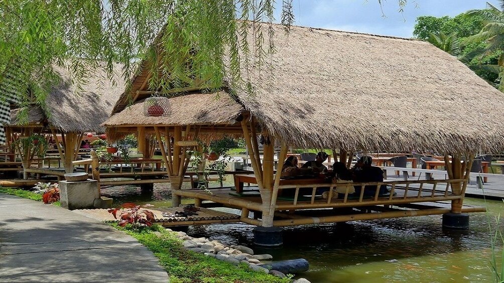 Bale Udang Mang Engking Kuta/Ubud