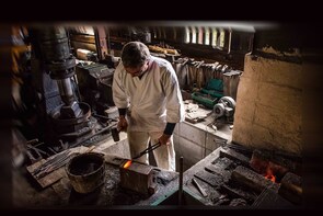 Make your own Samurai Knife with a Certified Swordsmith!