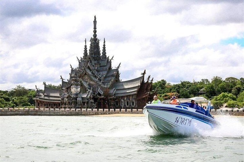 The Sanctuary of Truth in Pattaya Admission Ticket