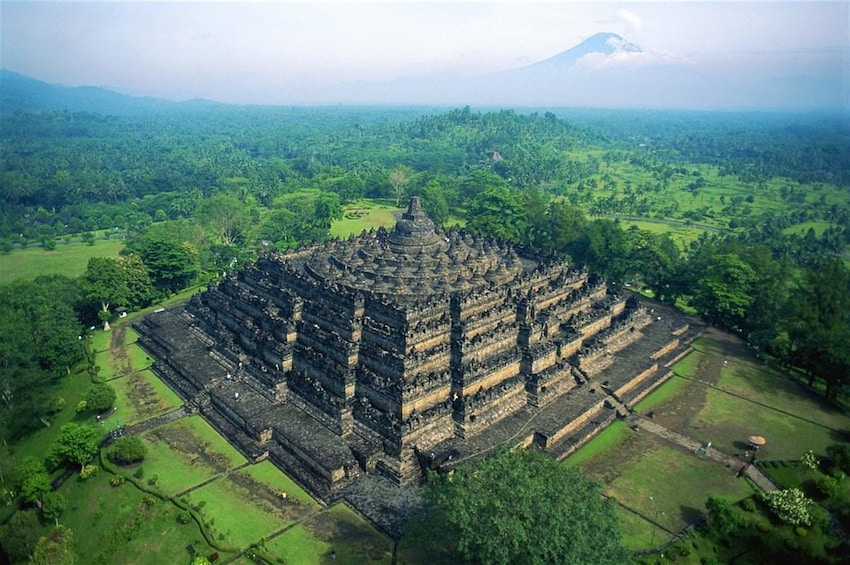 Borobudur Temple Heritage Tour Yogyakarta