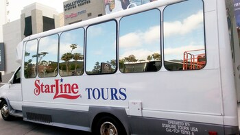 Round Trip Transfer to Universal Studios Hollywood w/ pickup