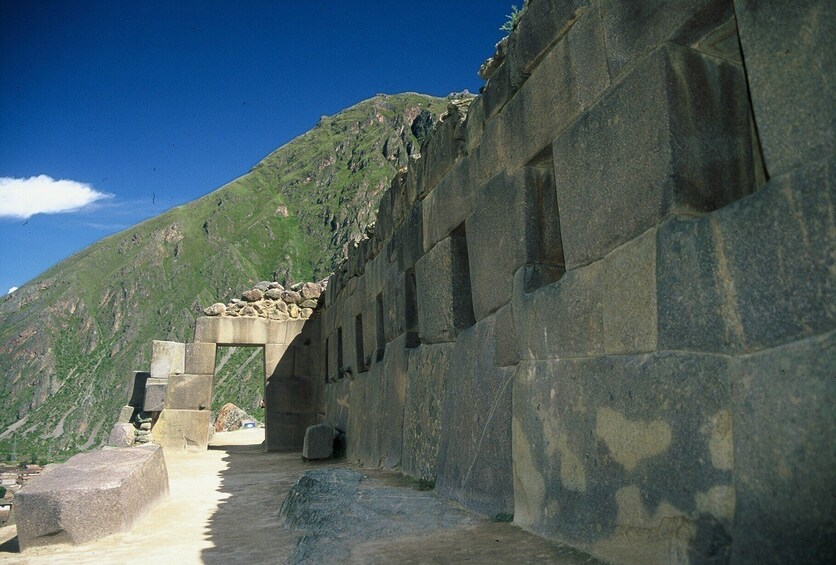 Private Sacred Valley Tour: Yucay, Ollantaytambo & Chinchero