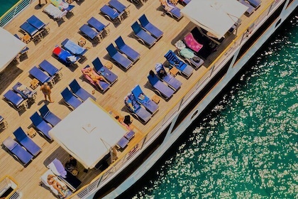 Wave Dancer Half Day BBQ Cruise - All-inclusive
