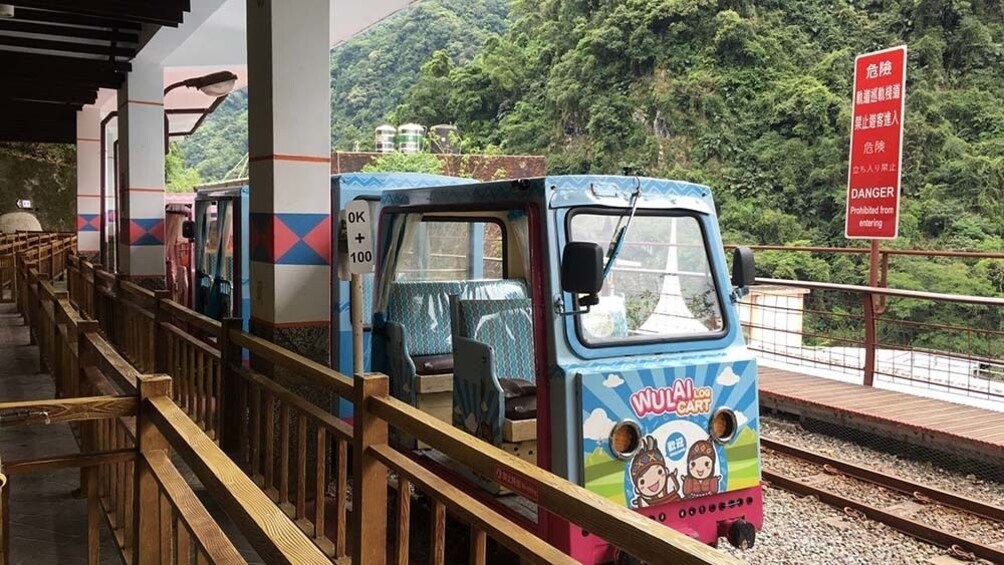 (Korean Speaking Guide) Taiwan Wulai-Tamsui Bus Tour