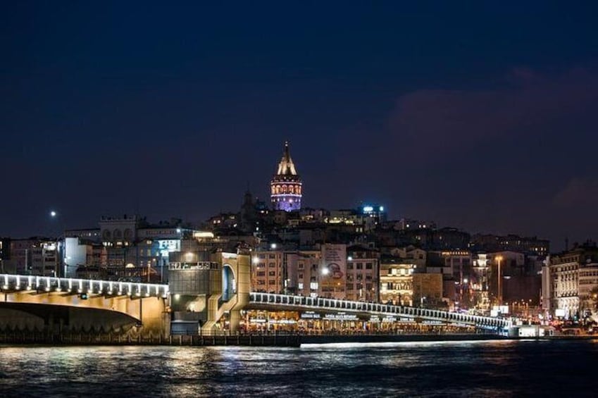 All Inclusive Moonlight Dinner Cruise on The Bosphorus