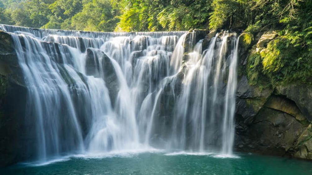 Show item 5 of 7. Taiwan Join Bus Tour: Yehliu, Shifen Waterfall & Jiufen