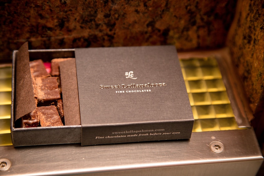 Show item 3 of 3. Delectable Dessert Tour