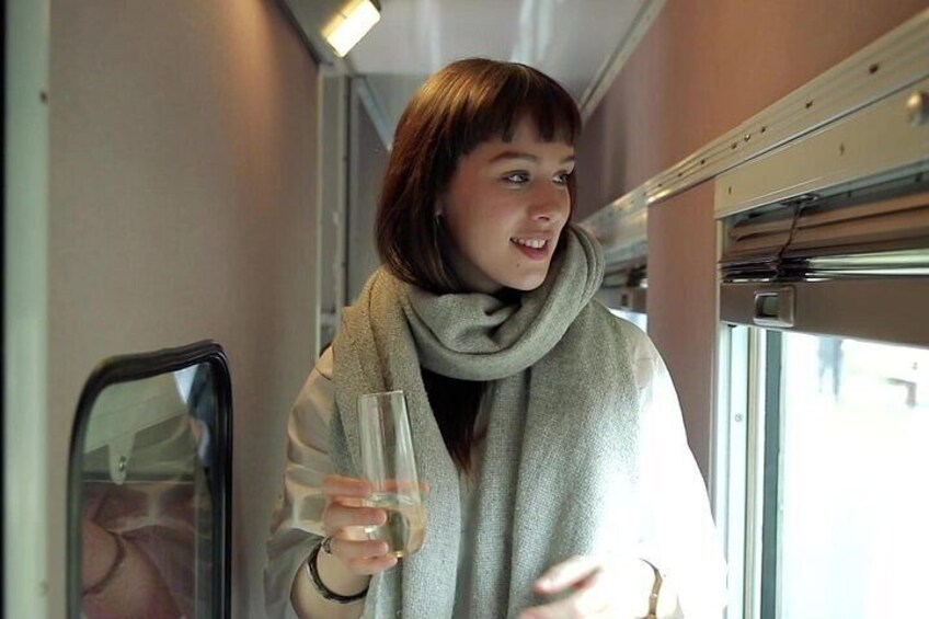 The Q Train - First Class For 6 - Lunch (departing Drysdale)