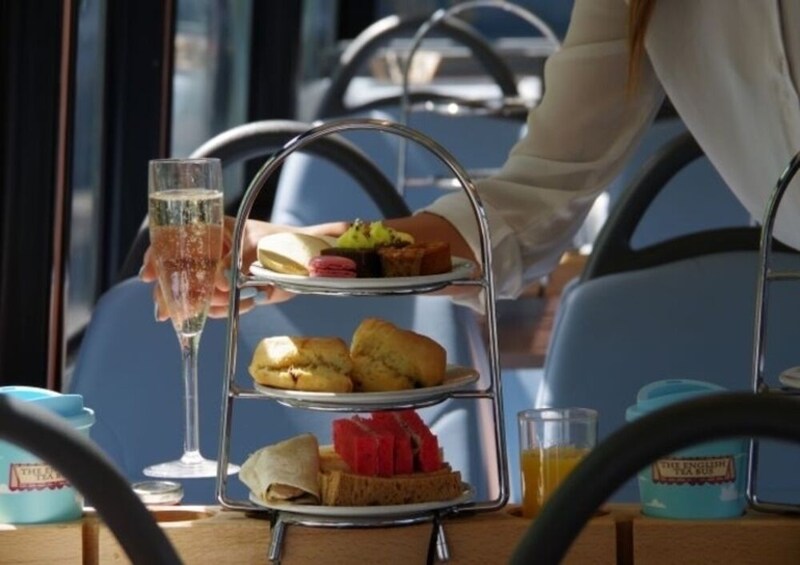 London Afternoon Tea and Panoramic Tour by Double Decker Bus