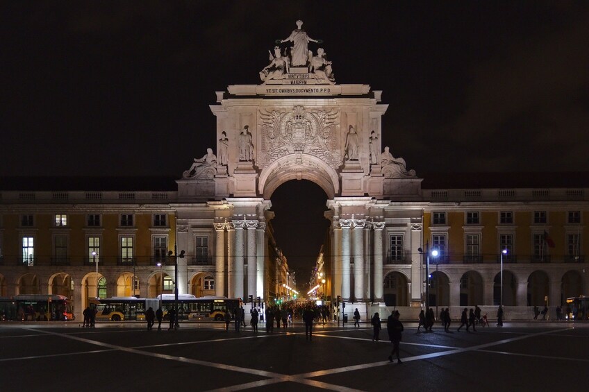 Lisbon by Night Tour
