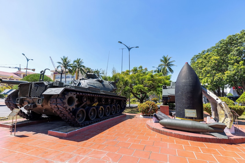 Small group: Half-day Da Nang Museums & Bridges