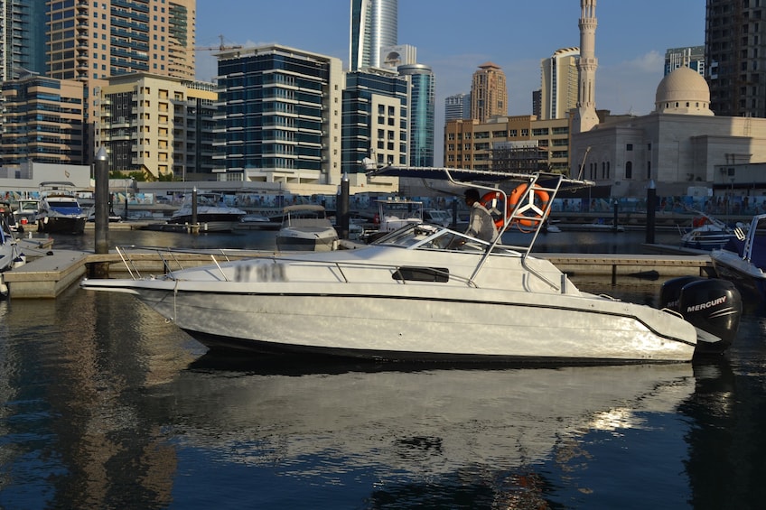 Private Luxury Yacht Dubai Marina With Transfers