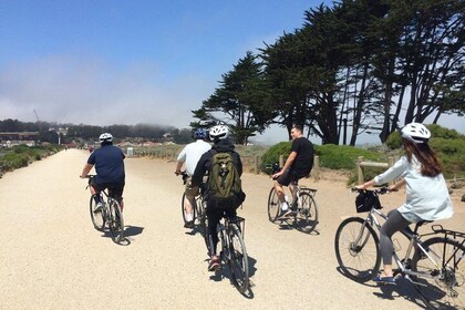 Golden Gate Bridge cykeluthyrning - mycket nära bron!