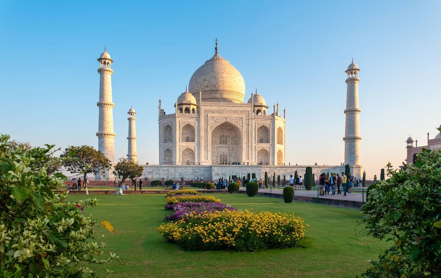 Sunrise Taj Mahal Tour From Delhi