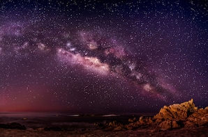 Guided stargazing of the night sky and night photos in Paros