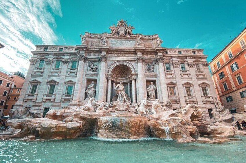 Siamo qui! Godi di un esclusivo affaccio sulla Fontana di Trevi