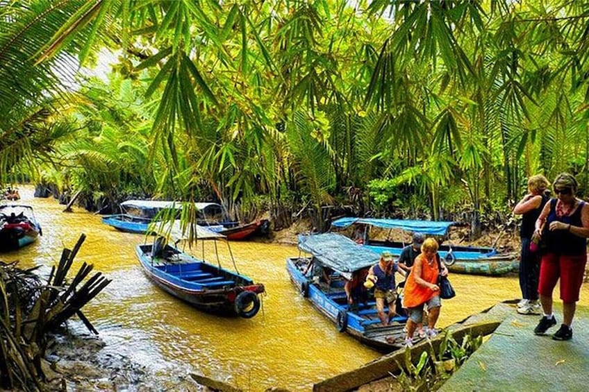 Small Group Classic Mekong Delta Tour with My Tho & Ben Tre