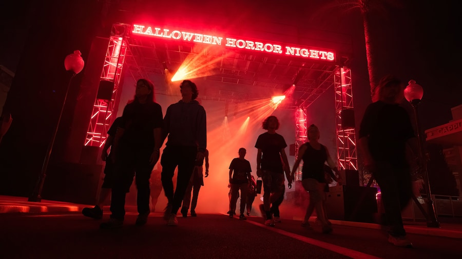 HALLOWEEN HORROR NIGHTS at Universal Orlando Resort