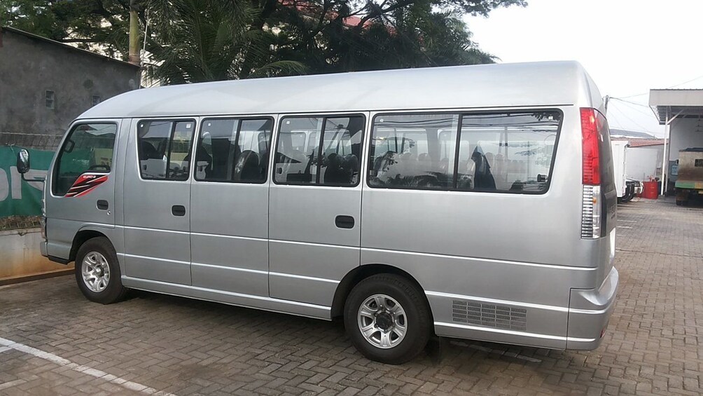 Mini Bus Rental Yogyakarta with English Speaking