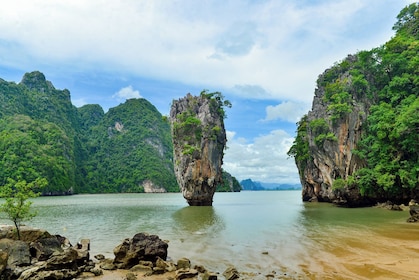 James Bond Island Tour mit dem großen Boot von Phuket aus