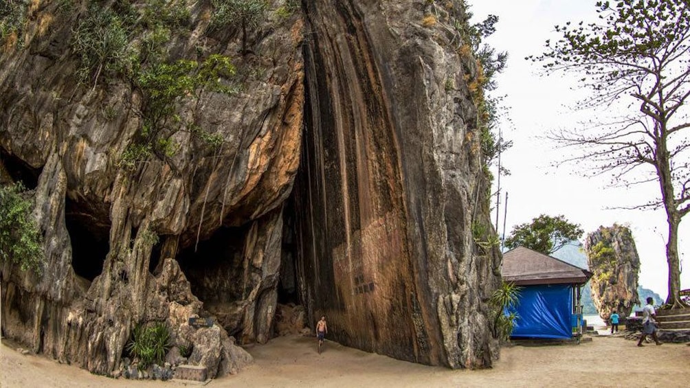 James Bond Island and Phang Nga Bay Tour from Phuket