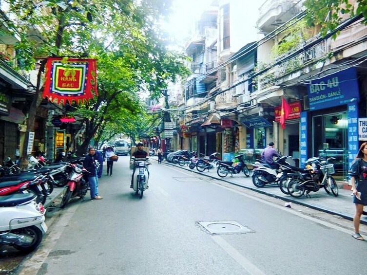 Full-day Charming Ha Noi City Tour