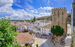 Óbidos, Alcobaça and Nazaré, Private Tour, Full Day