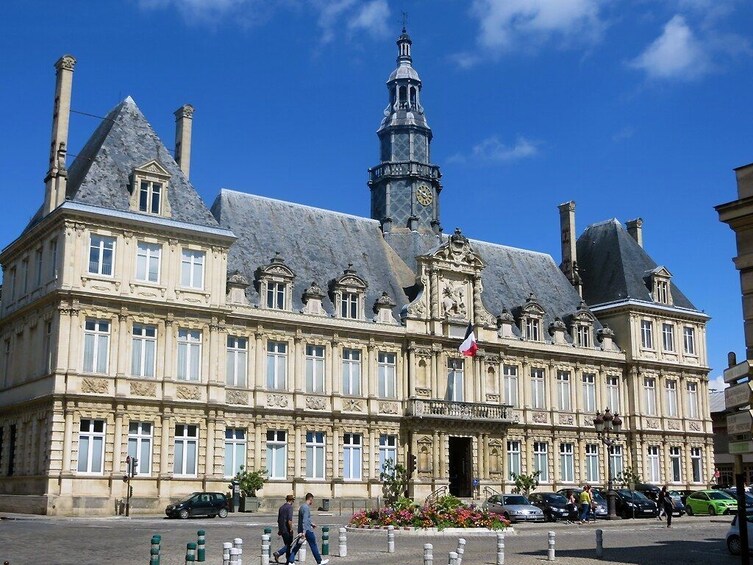 Day Trip From Paris to The Champagne Region & Reims