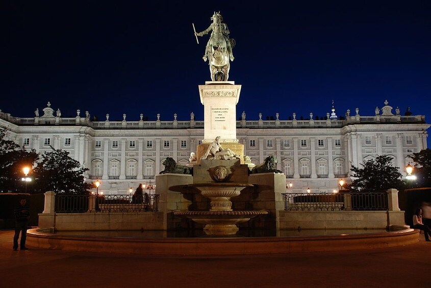 Madrid by Night Tour